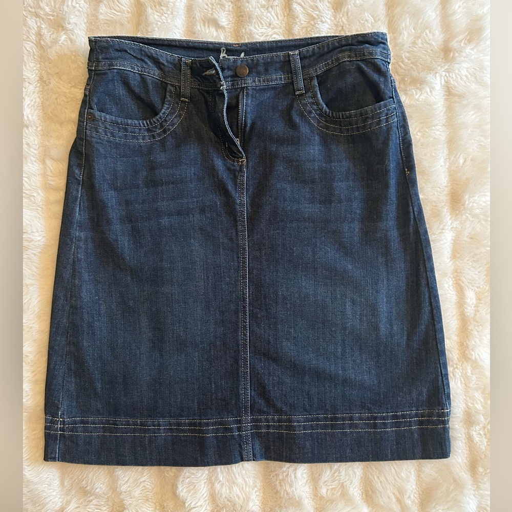 Boden Denim Skirt Dark Wash Knee Length A-line Stretch Jean Skirt 8R 
EUC